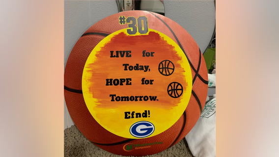 Georgetown Lady Eagles host "Hoops for Hope" community scavenger hunt
