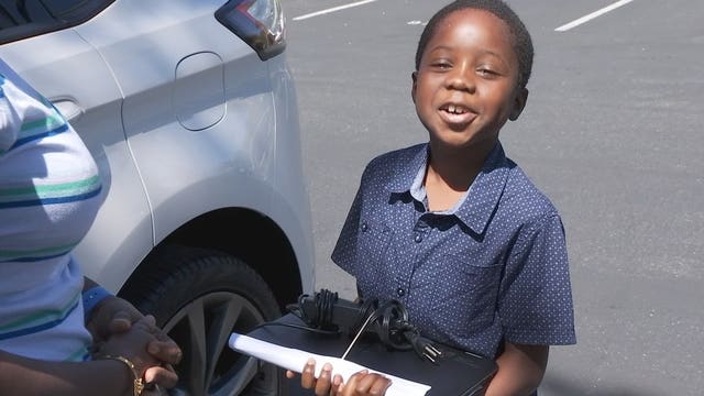 'Hundreds of thousands' of California students still lack tech for distance learning