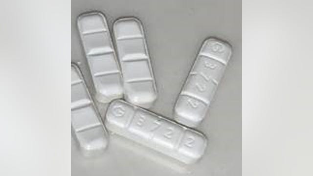 Austin police warn of counterfeit prescription oxycodone, Xanax pills