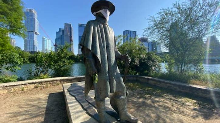 Stevie Ray Vaughan statue has a bandana mask | FOX 7 Austin