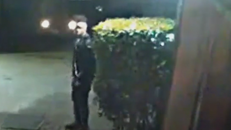 4497TZ_FLOYD-ST-AGG-ASSAULT-SUSPECT_00.00.11.04.png