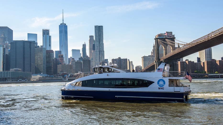 NYC_Ferry-Dwntwn-MHTN-BK-Bridge.jpg