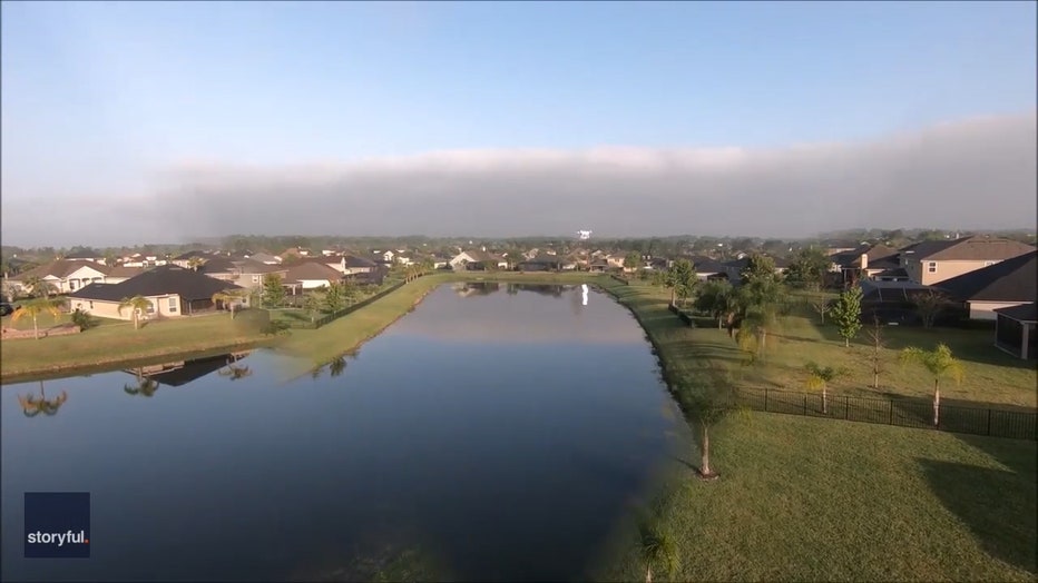 Storyful-233644-Florida_Resident_Delivers_Toilet_Paper_Using_Drone_During_COVID19_Lockdown.00_00_15_13.Still002.jpg