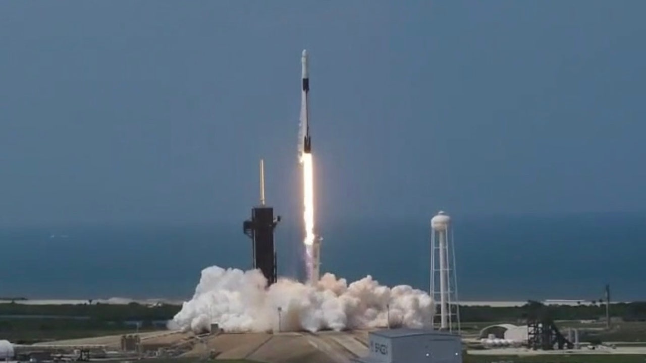 History Made! SpaceX Successfully Launches First Manned Mission From U ...