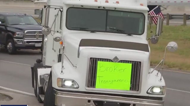 Truckers rally in Austin to protest for transparency, better pay