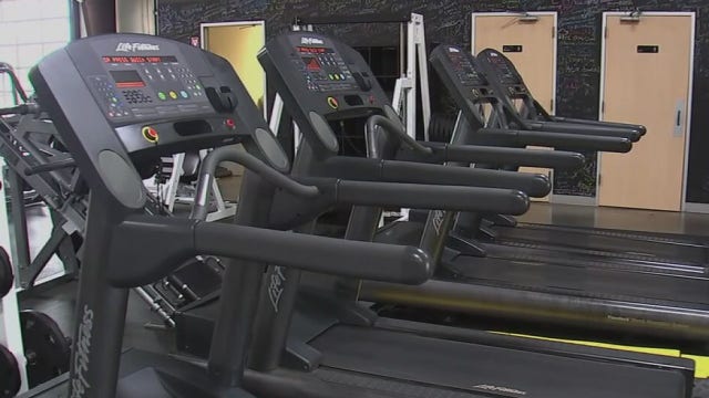 Gyms next businesses to reopen as Gov. Abbott continues to restart Texas economy