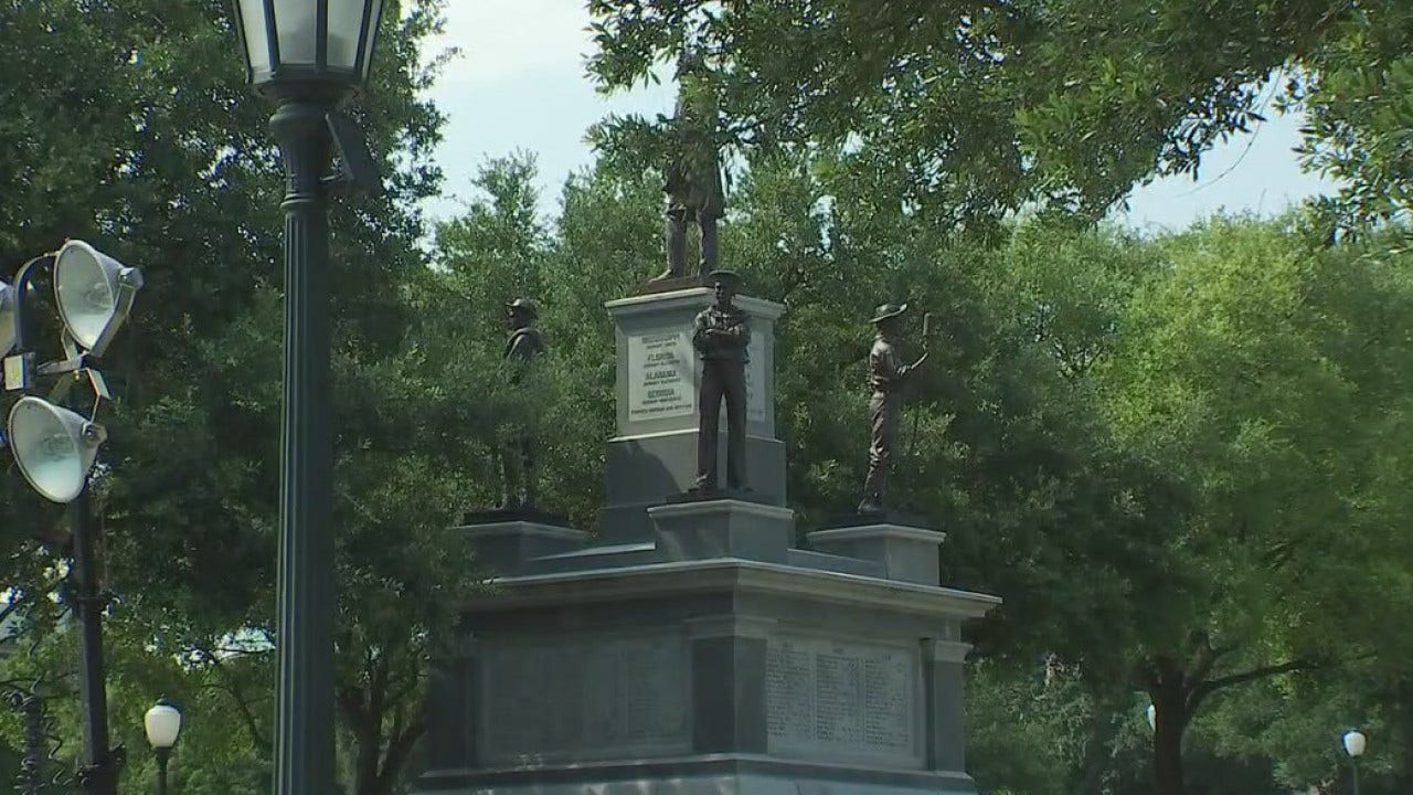 Protesters Weigh In On Debate About Removing Confederate Monuments ...