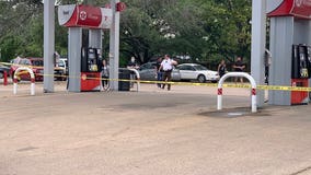 More information released about incident in Giddings where multiple people were stabbed, one killed