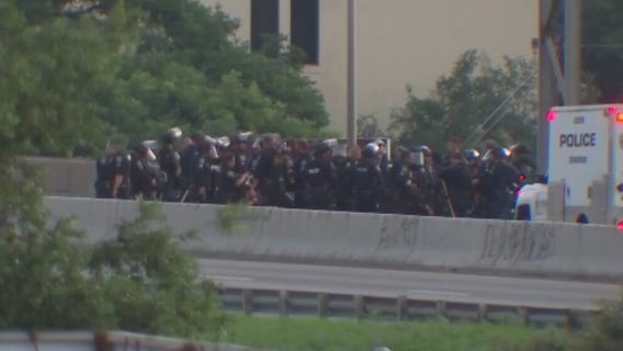 City Council calls for emergency hearings into police tactics after clashes with protestors