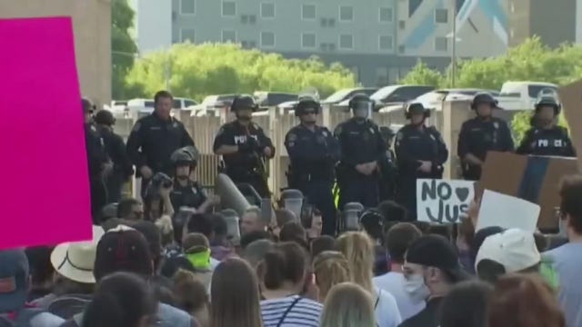 CLEAT threatens to sue if police officers not given protective gear get injured during protests