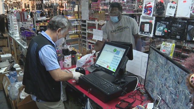 Masks now required in all Dallas County businesses