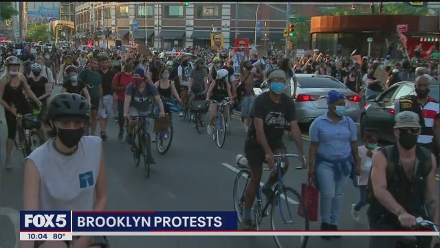 Mayor de Blasio ends NYC curfew 'effective immediately'