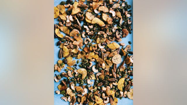 Paleo pub mix recipe from FOX 7 Austin's Tierra Neubaum featuring Garrison Brothers Distillery