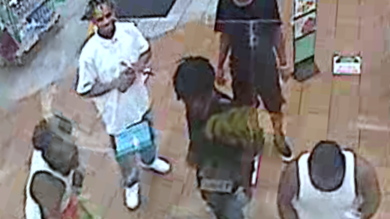 Apd Seeking Assistance Identifying Robbery By Assault Suspects Fox 7 Apd Seeking Assistance Identifying Robbery By Assault Suspects Fox 7