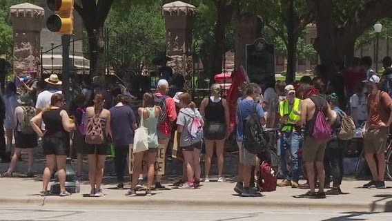 Mayor Pro Tem Delia Garza joins student protestors calling on defunding APD