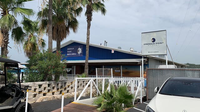 Push back sinks Lake Travis Vanilla Ice concert