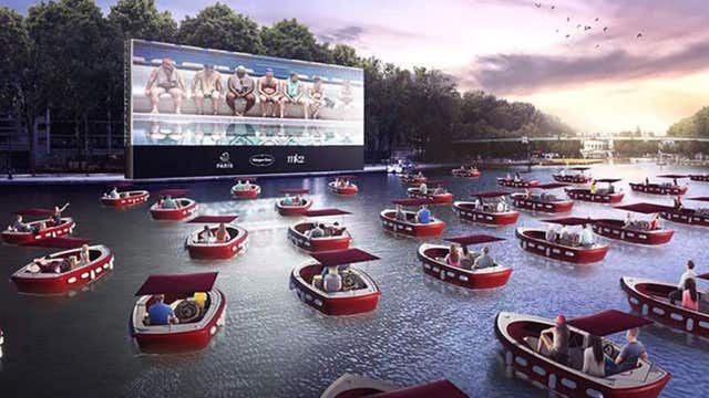 Floating Cinema, with social distancing boats, coming to Austin