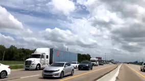 Timelapse shows Texans evacuating inland ahead of Hurricane Laura