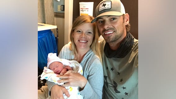 Nurse Tech helps mother deliver baby in parking lot at HCA Houston Healthcare Clear Lake