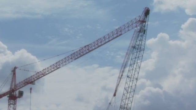 22 injured following collision of two cranes in East Austin