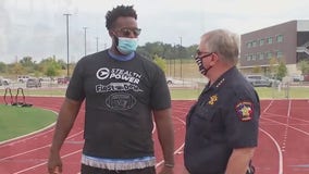 Former NFL lineman Tony Hills helps bridge Buda police to community