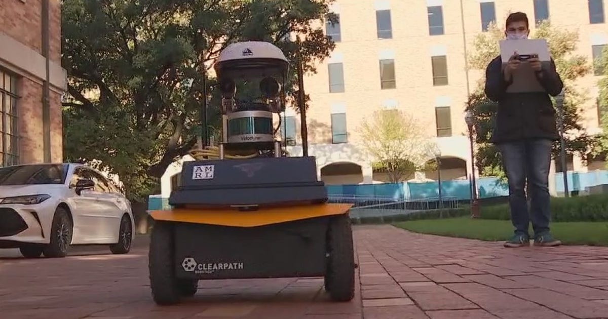 Smart robots travel UT Austin campus delivering free lemonade | FOX 7 ...