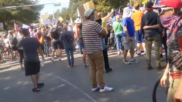 Austin police arrest man as Trump, Biden supporters clash