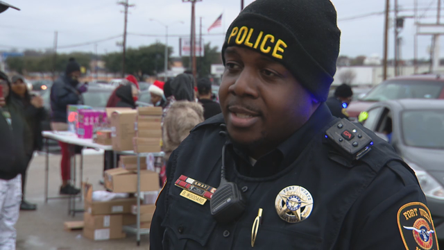 Fort Worth deputy marshal organizes toy giveaway