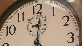 Lawmakers file bills to let Texans vote on daylight saving time