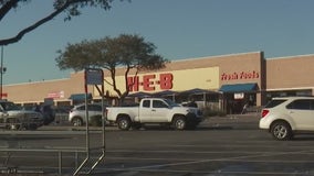 H-E-B, Austin restaurants work to get water, food to those in need