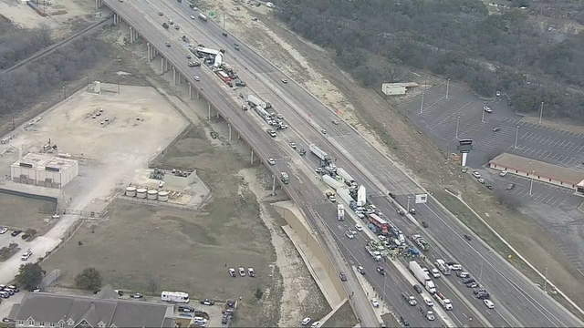 Lawmakers looking for answers about deadly Fort Worth pileup