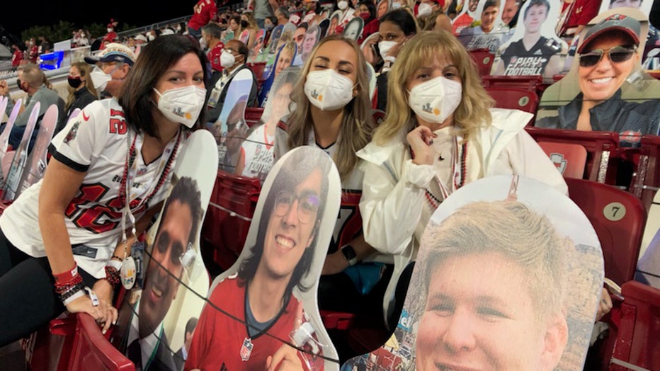 sarasota-memorial-healthcare-workers-super-bowl-1-2.jpg