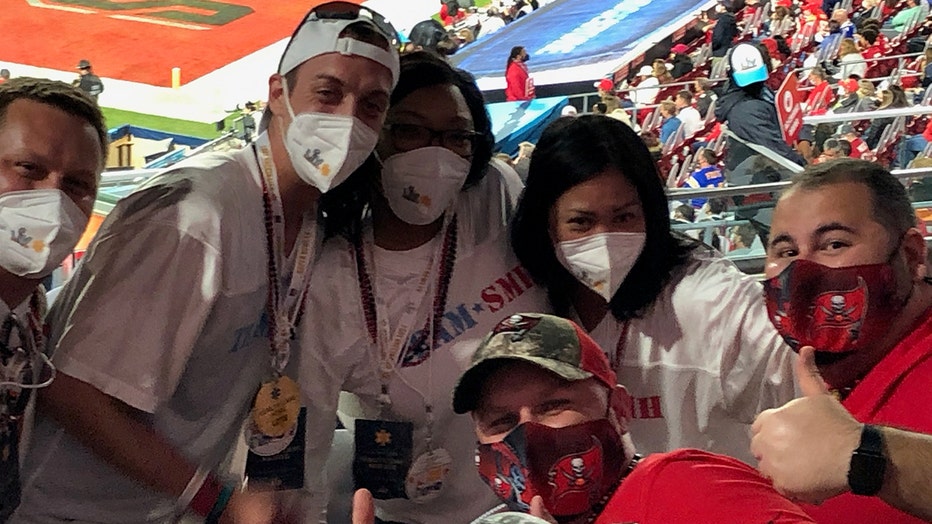 sarasota-memorial-healthcare-workers-super-bowl-1-3.jpg