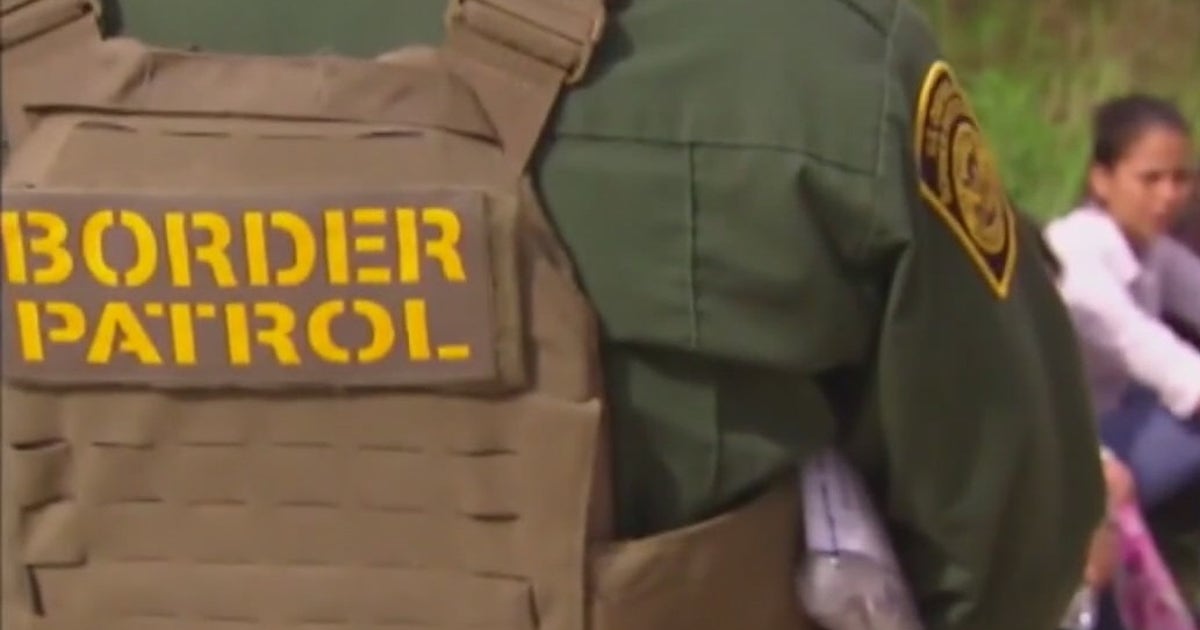 FOX 7 Discussion: Gov. Abbott’s visit to South Texas border | FOX 7 Austin