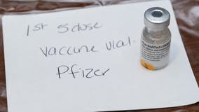 Smithsonian collects vial from first US coronavirus vaccine dose