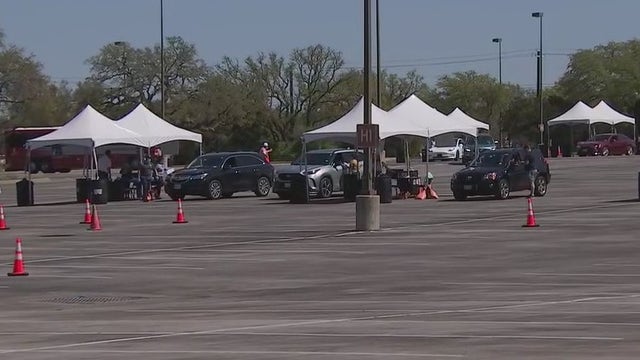 Essential workers, elderly receive COVID-19 vaccines without appointments