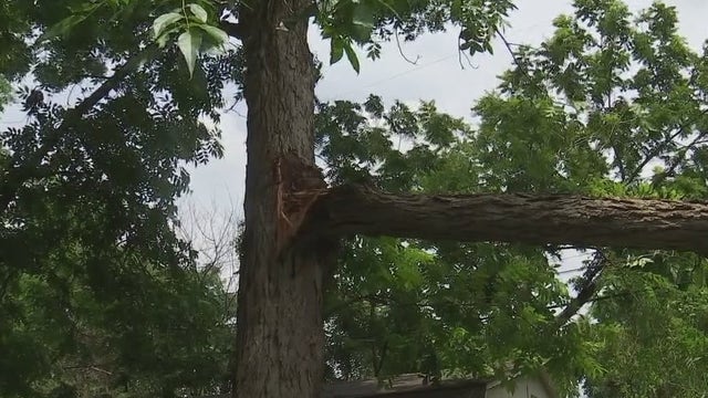 Hundreds without power in Austin over the weekend