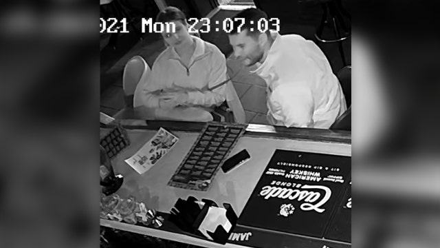 San Marcos police looking for 2 suspects who stole purse from lounge