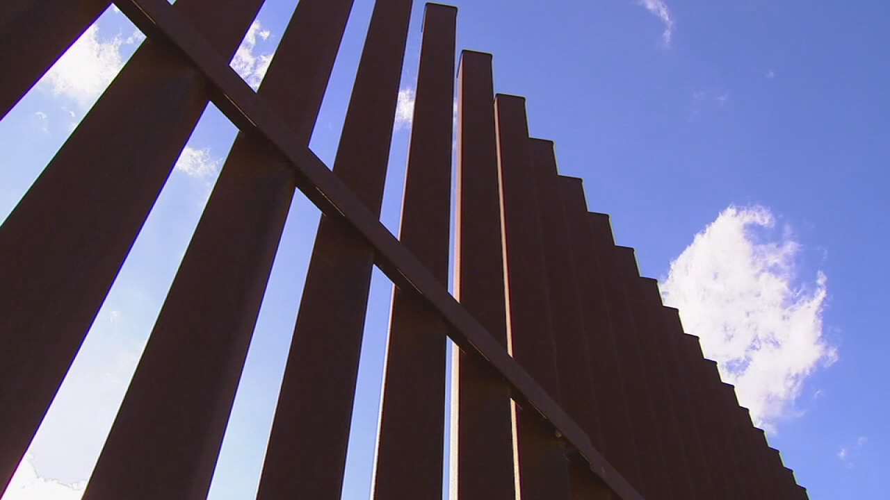 Texas appeals federal court ruling on anti-immigration law