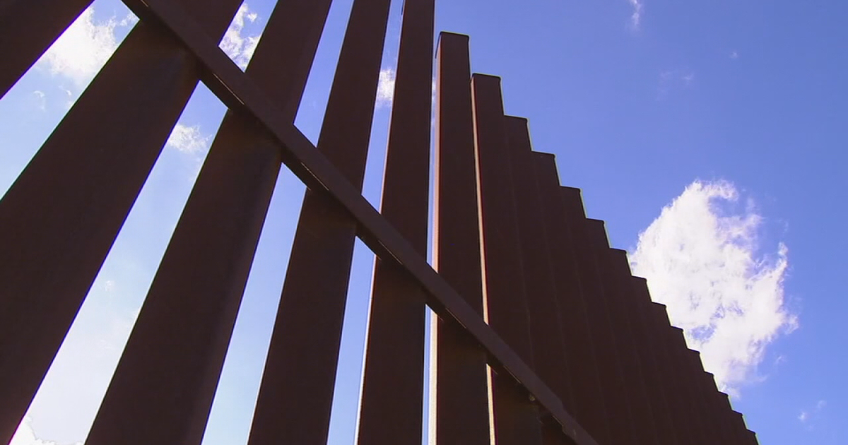 Court lifts block on SB4 that lets Texas enforce immigration law