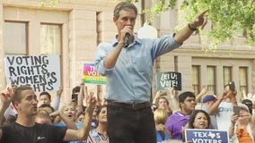 Beto O'Rourke holds voting rights rally at Texas Capitol