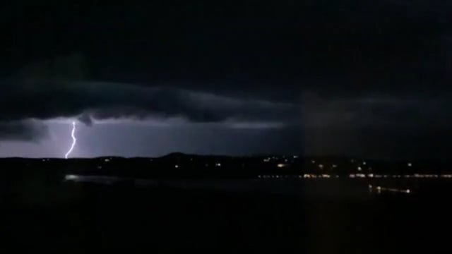 'Insane' lightning illuminates night sky as storms hit Austin area
