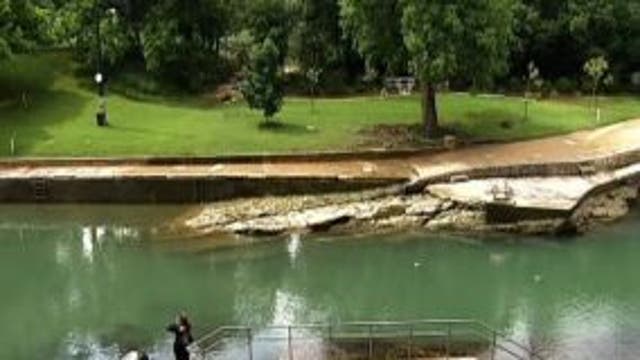 Barton Springs Pool reopens after temporarily closing following rainstorm