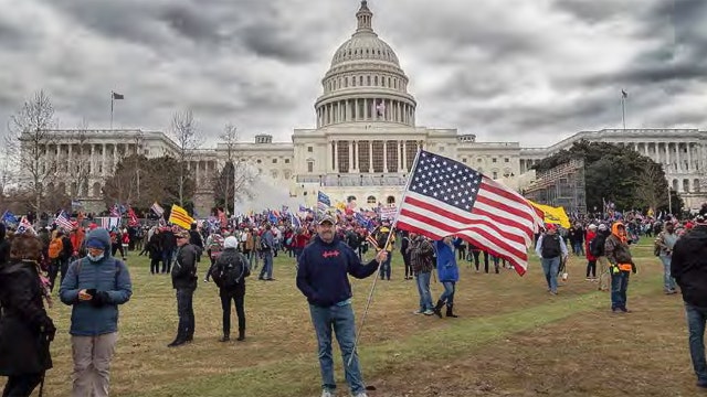 Prosecutors drop Capitol riot charges against NY man