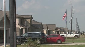 New Houston-area homeowners angry after discovering their yards are smaller than what they are paying for