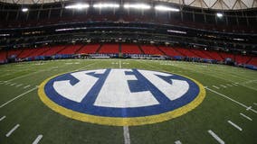 SEC votes 14-0 to invite Texas, Oklahoma to join conference