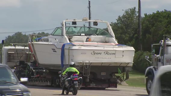 'Spare Room' is free: 41-foot boat stuck on Highway 71 for days removed