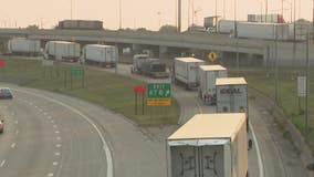 Canadian border worker strike ends with tentative agreement