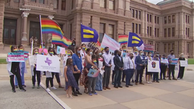 Texas transgender sports bill advances out of committee