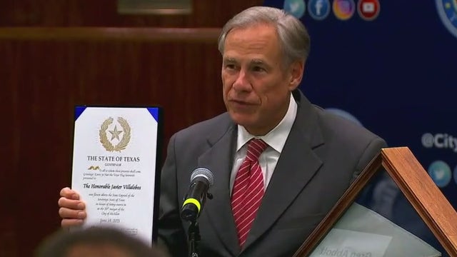 Governor Greg Abbott signs anti-smuggling legislation into law